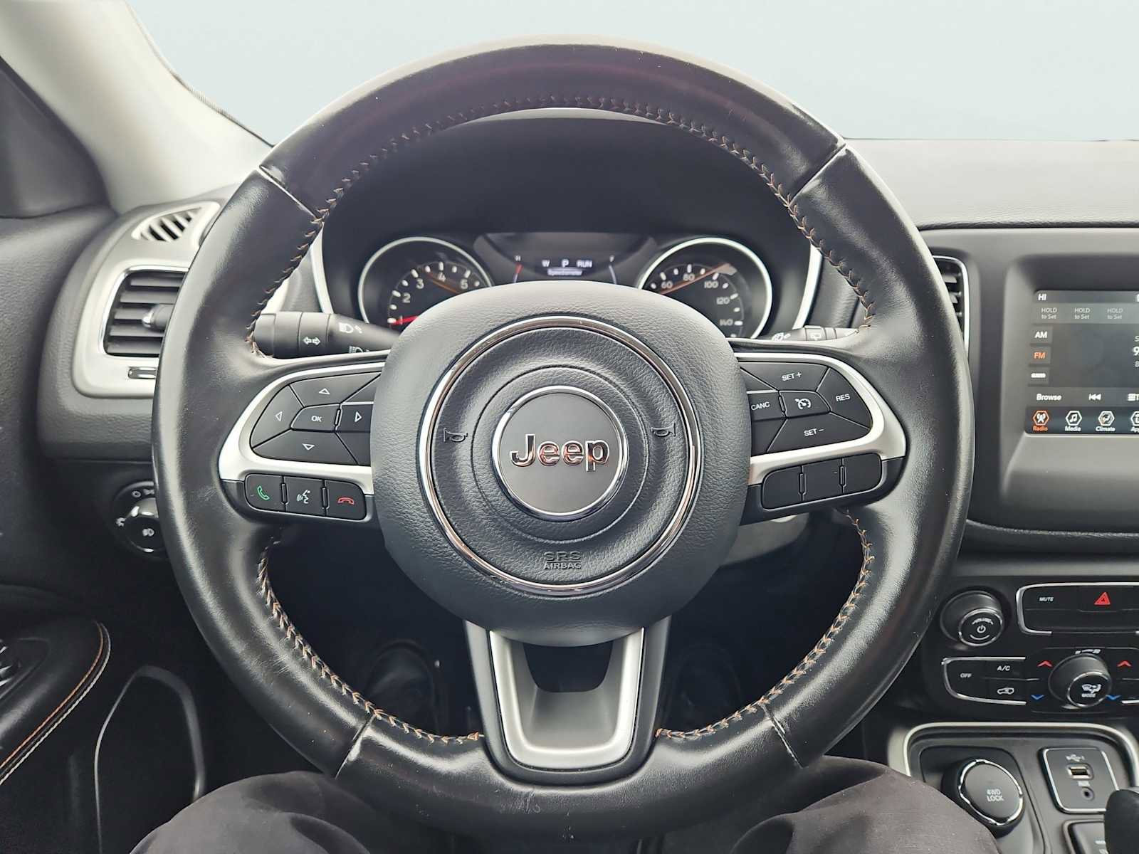 Used 2019 Jeep Compass Latitude AWD/4WD image 26