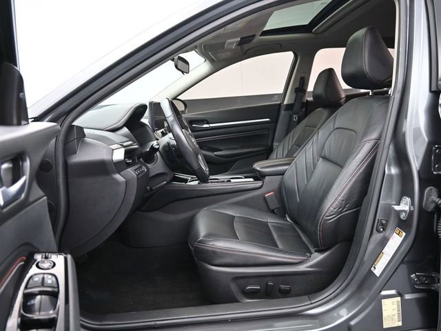 Used 2023 Nissan Altima 2.0 SR FWD image 40