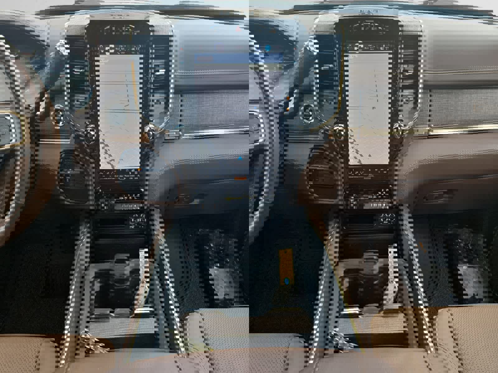 Used 2024 RAM 2500 Limited w/ Towing Technology Group image 11