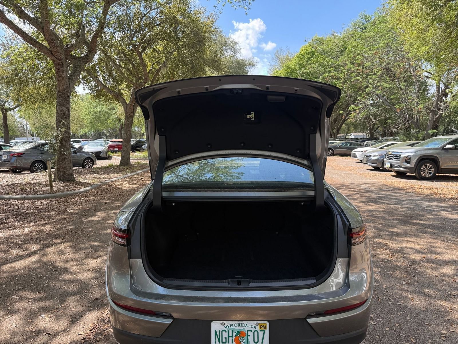 Used 2025 Toyota Crown XLE image 27