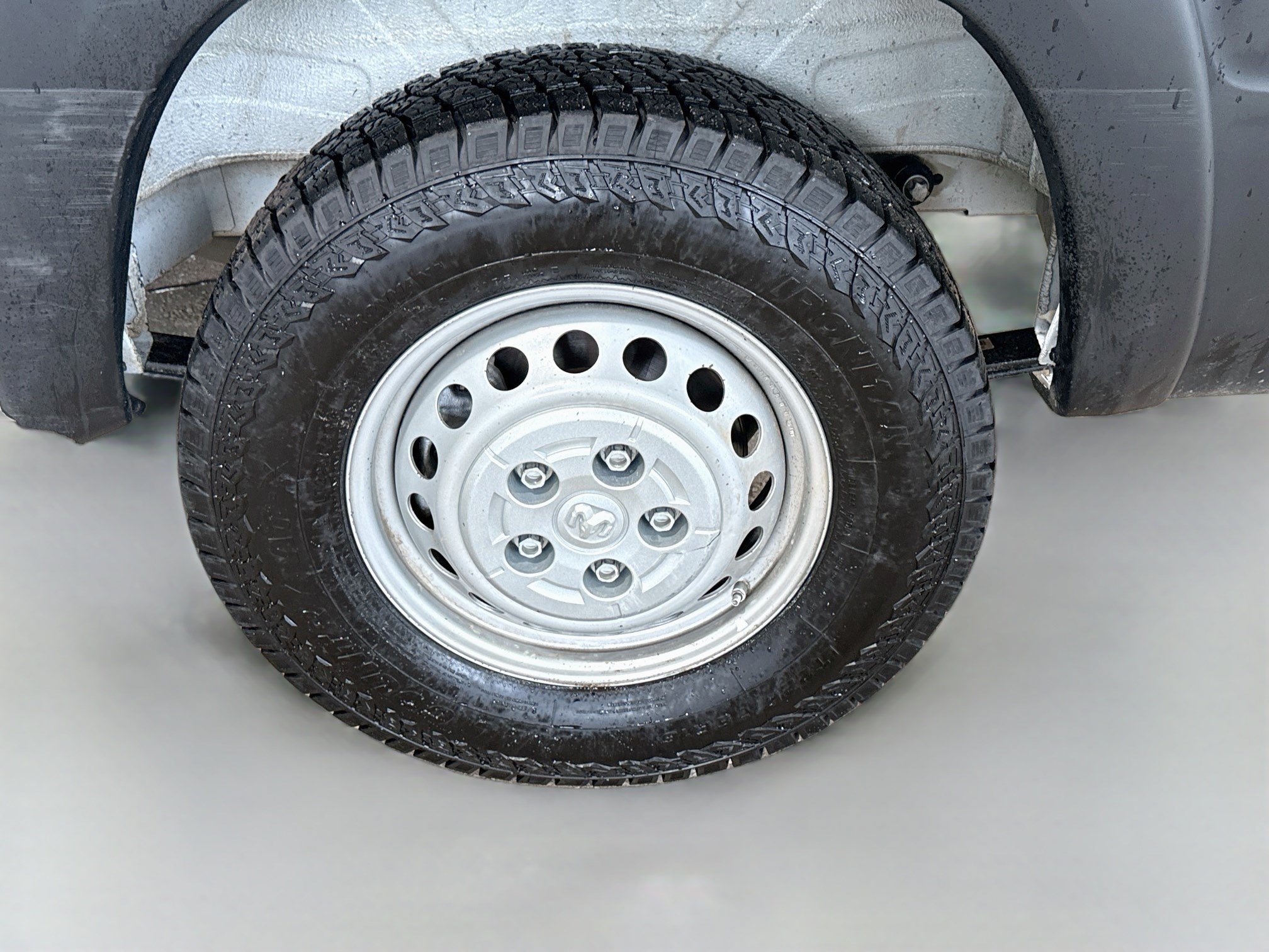 Used 2025 RAM ProMaster 2500 w/ Convenience Group FWD image 35