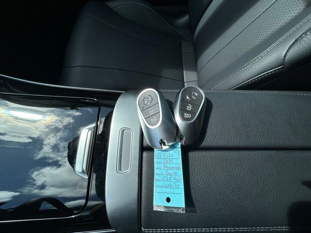 Used 2025 Mercedes-Benz CLE 450 4MATIC Coupe image 39