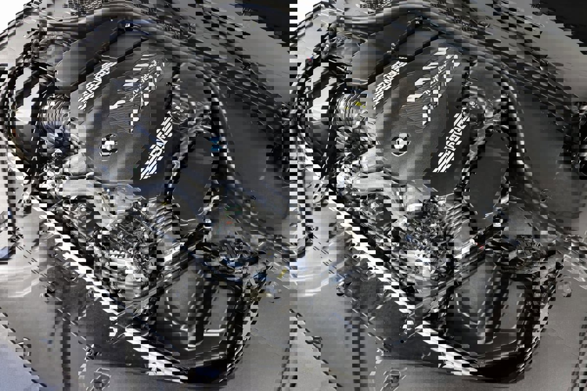 Used 2024 BMW M850i Gran Coupe xDrive w/ M Carbon Exterior Package image 34