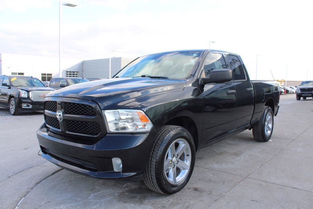 Used 2017 RAM 1500 Express image 3
