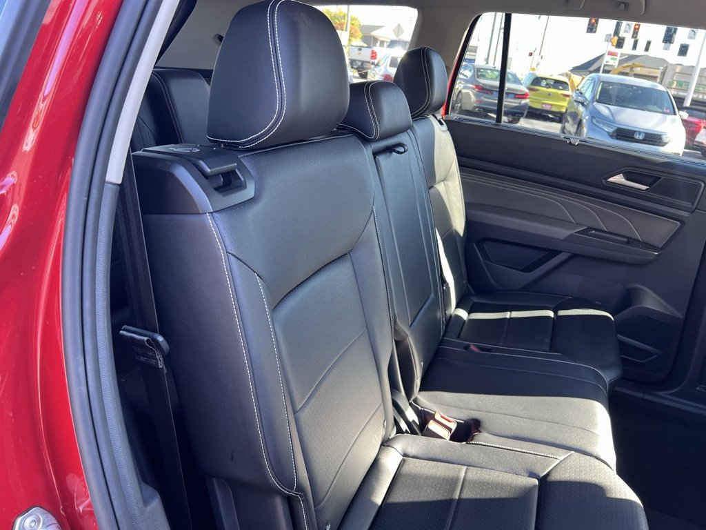 Used 2023 Volkswagen Atlas SE image 31