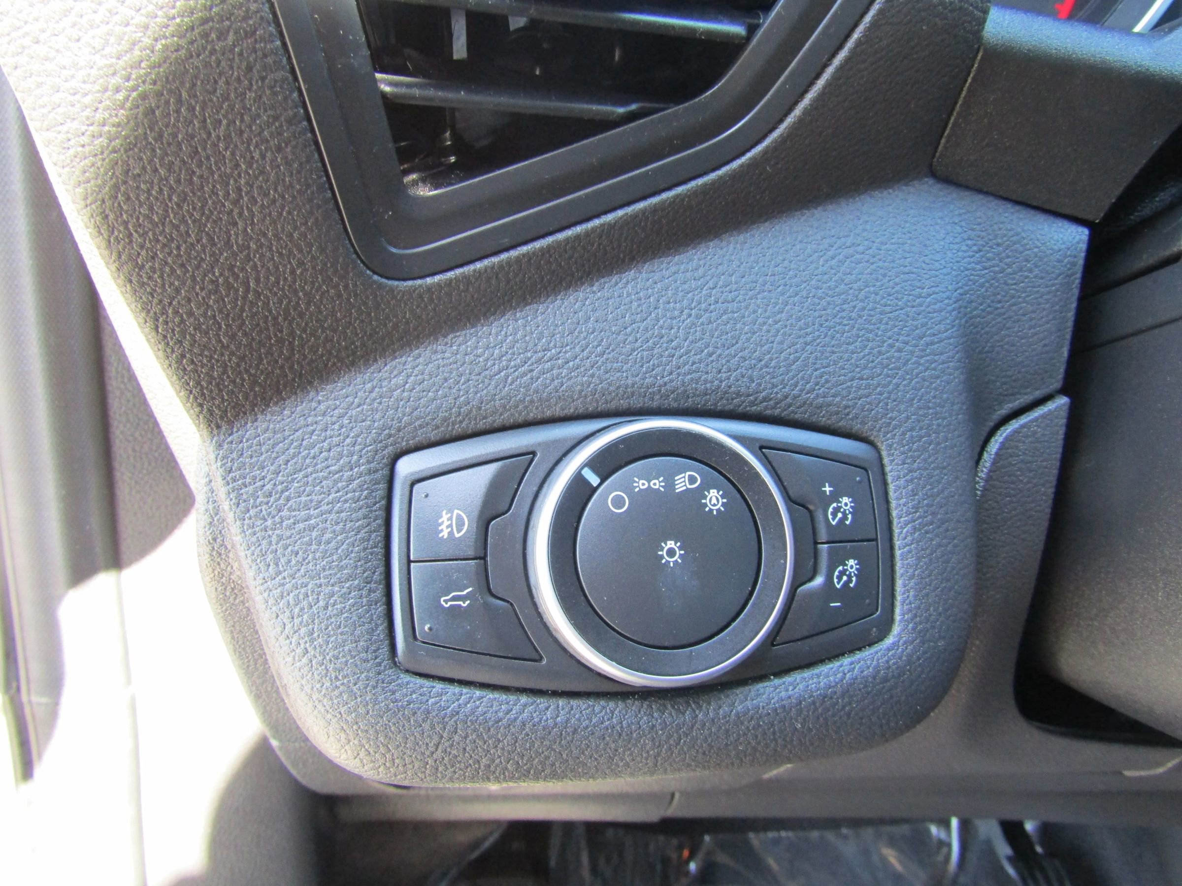 Used 2017 Ford Escape SE w/ SE Leather Comfort Package FWD image 23