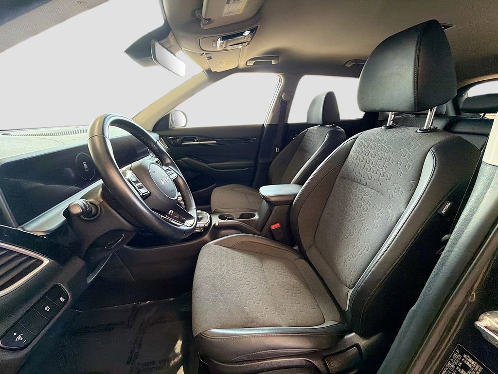 Used 2024 Kia Seltos S image 23