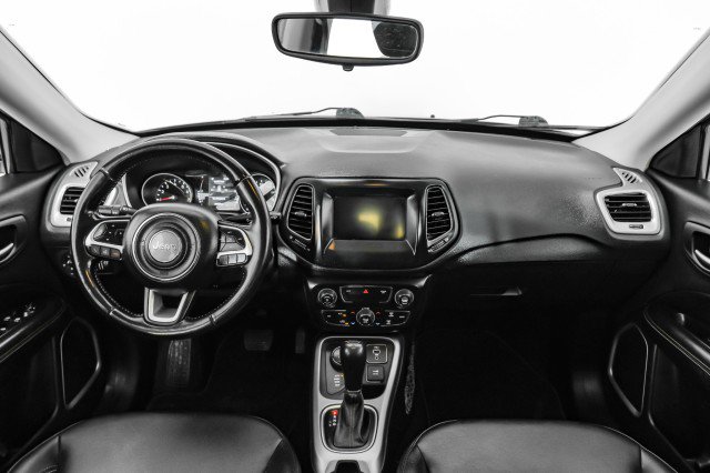 Used 2021 Jeep Compass Latitude image 12