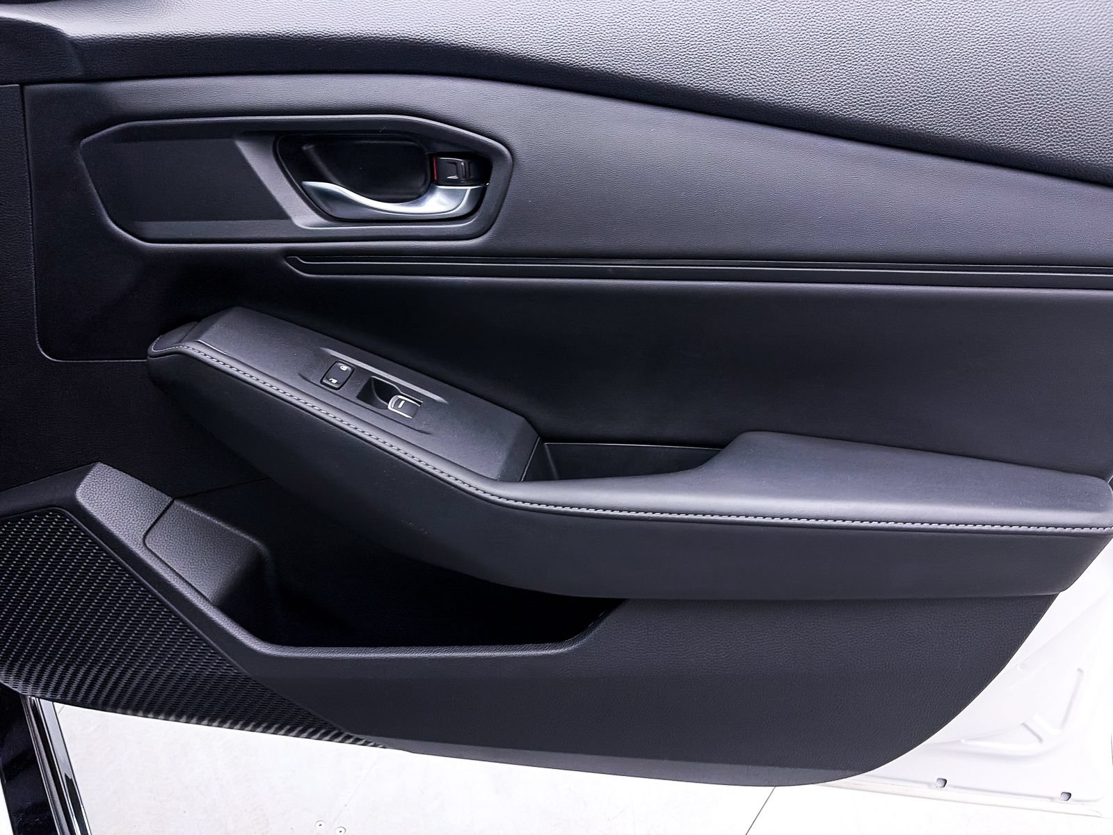 Used 2023 Honda Accord Sport image 38