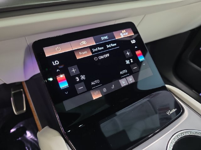 New 2027 Cadillac Vistiq Luxury AWD/4WD image 21