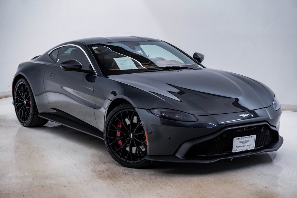 Used 2023 Aston Martin V8 Vantage Coupe image 3