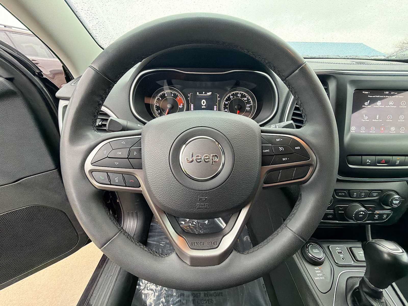 Used 2021 Jeep Cherokee Latitude Lux AWD/4WD image 19