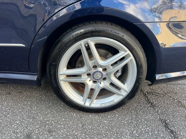 Used 2013 Mercedes-Benz E 350 4MATIC Sedan image 37