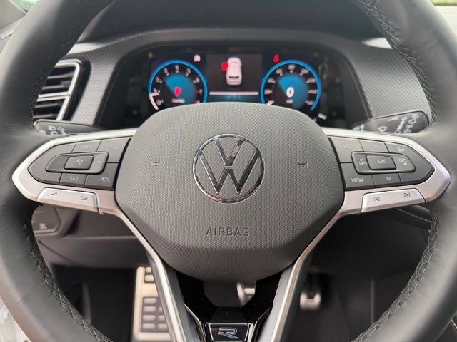 New 2026 Volkswagen Atlas Cross Sport SEL Premium R-Line AWD/4WD image 18