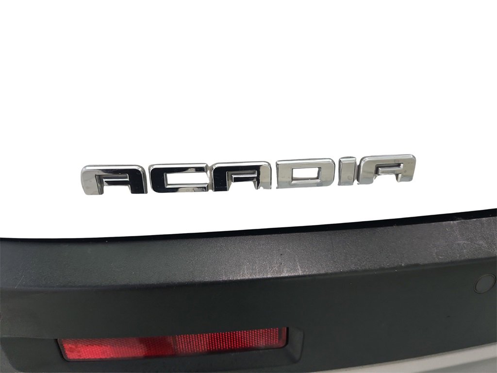 Used 2018 GMC Acadia SLT image 32