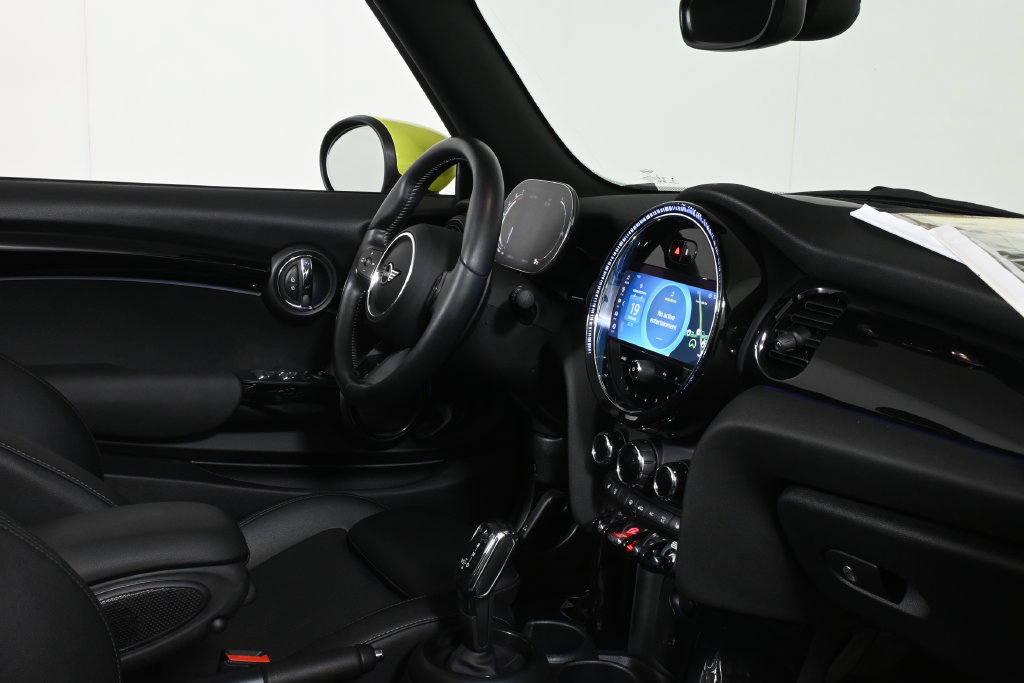 Certified 2024 MINI Cooper S FWD image 37