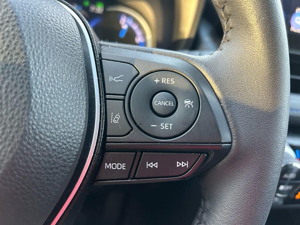 Certified 2025 Toyota RAV4 XSE image 19