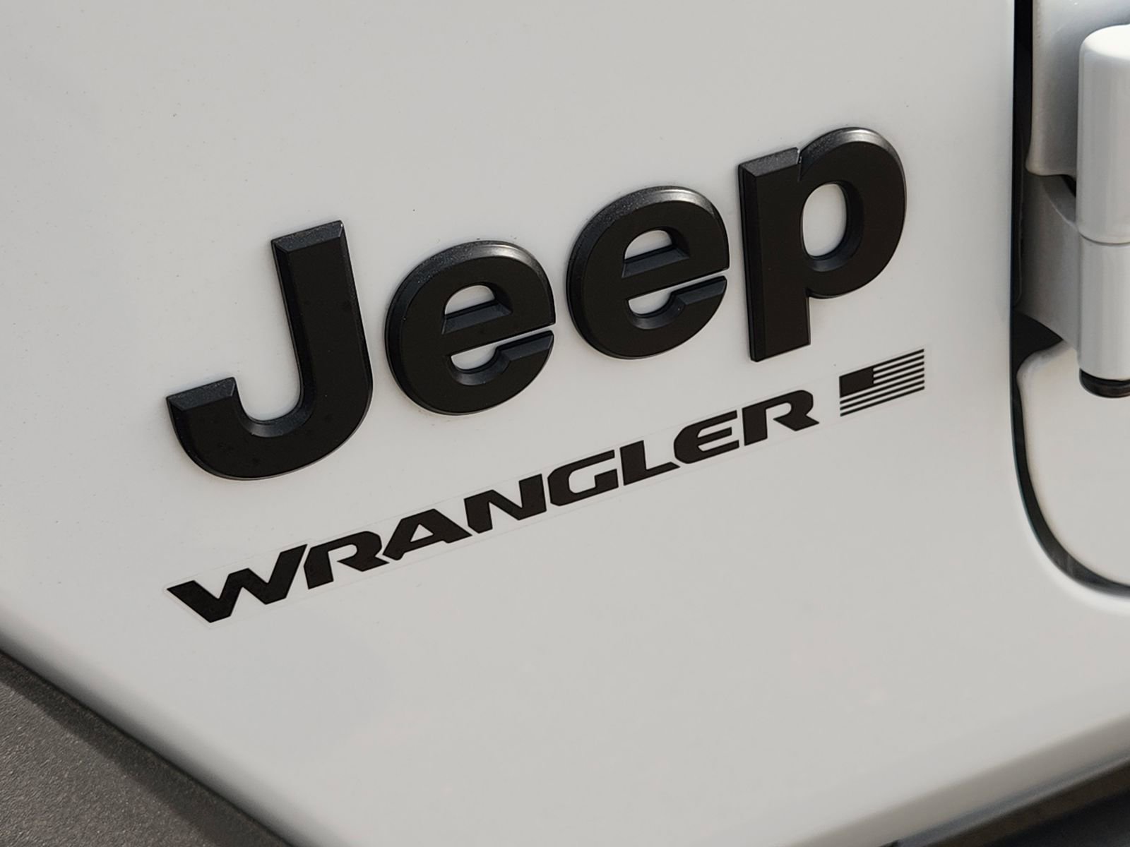 Used 2024 Jeep Wrangler Sport image 13