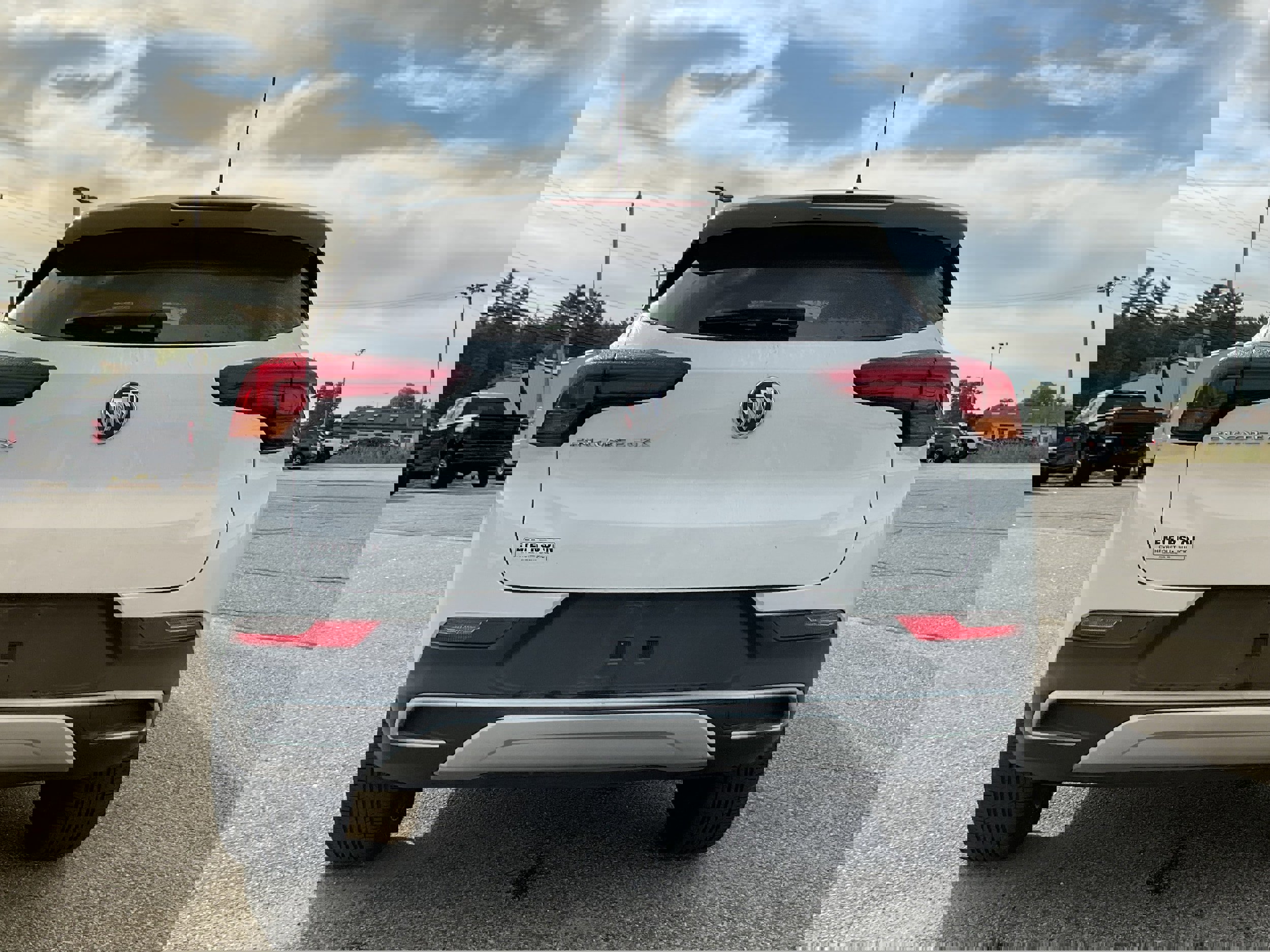 Certified 2022 Buick Encore GX Select image 3