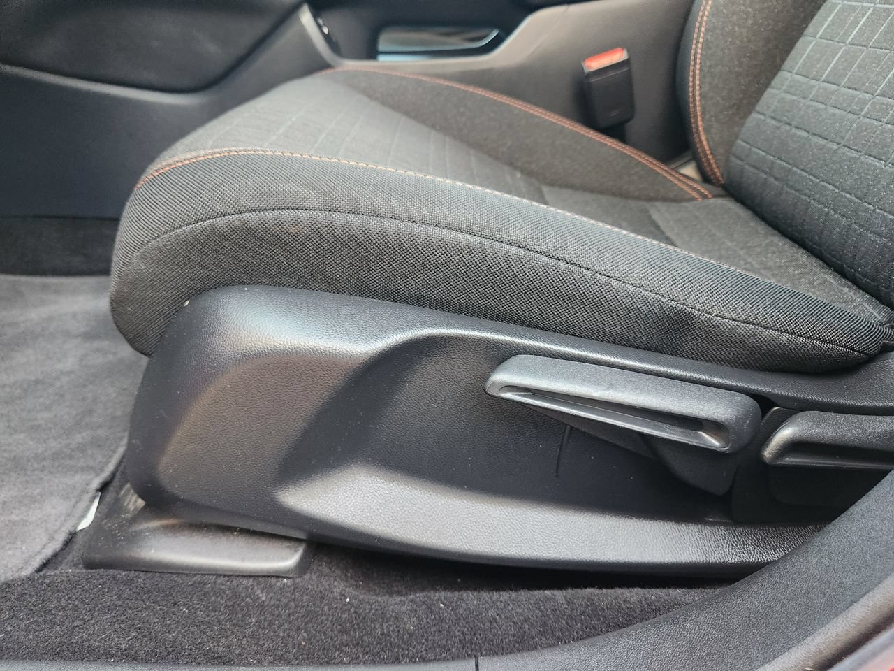 Certified 2024 Honda HR-V Sport image 23
