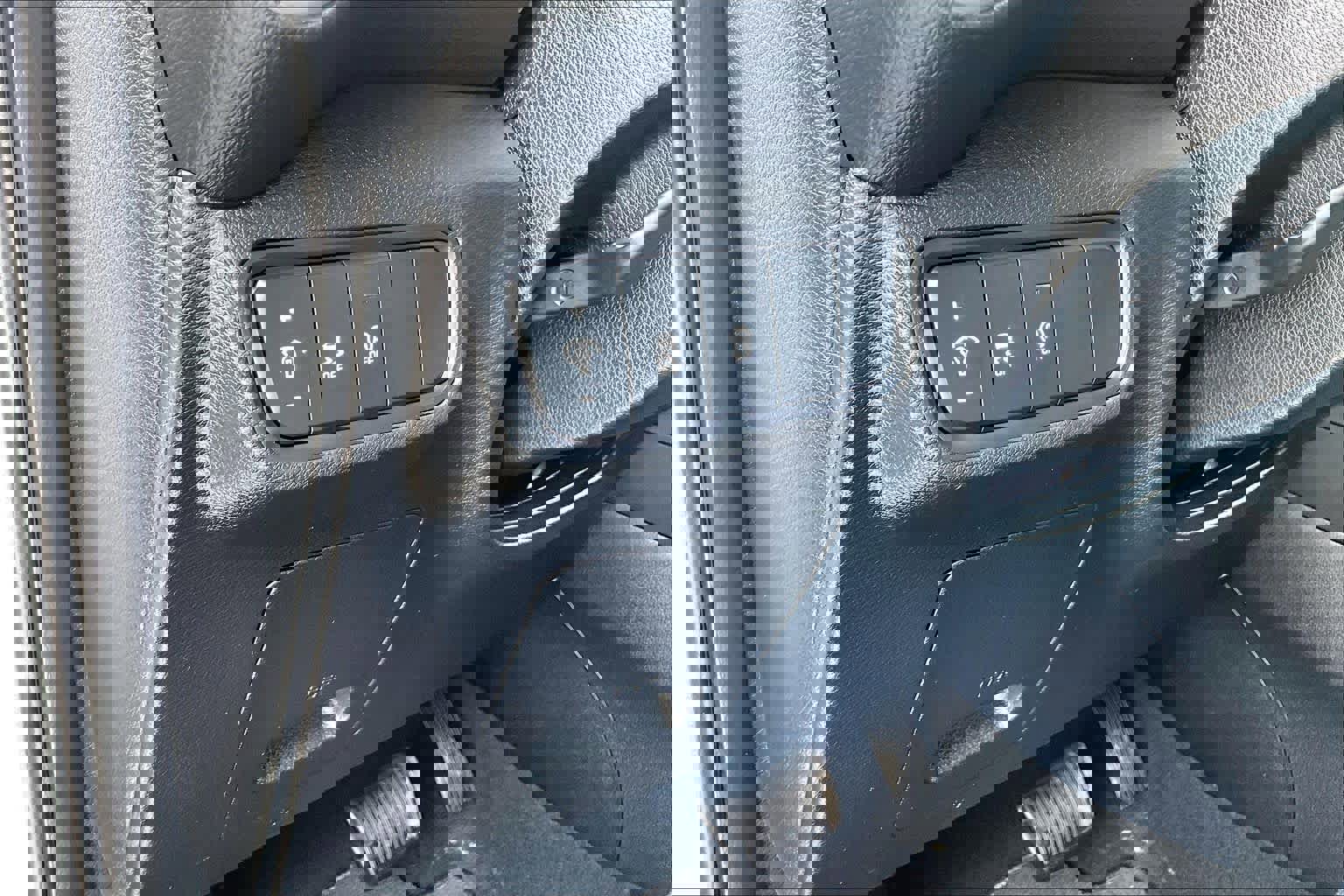 Used 2019 Kia Forte LXS image 35