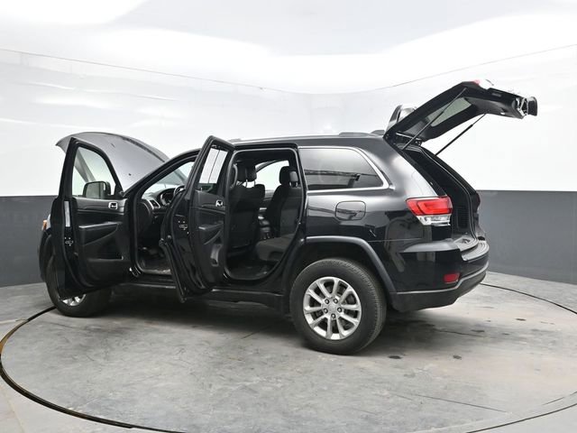 Used 2021 Jeep Grand Cherokee Laredo AWD/4WD image 40