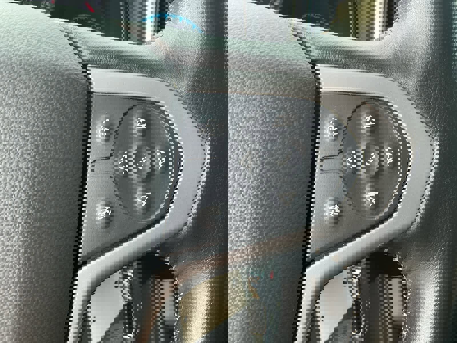 Used 2021 Chevrolet Colorado ZR2 image 25