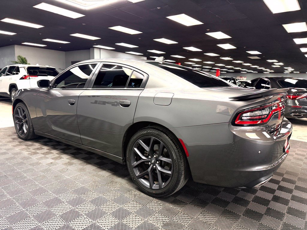 Used 2023 Dodge Charger SXT w/ Blacktop Package RWD image 9