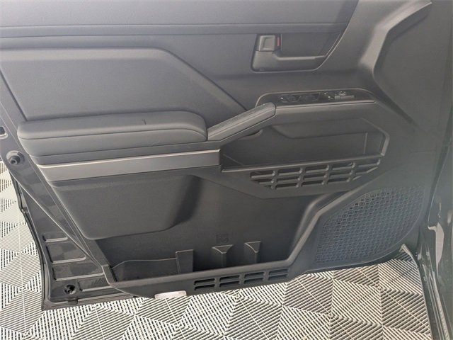 Used 2025 Toyota 4Runner SR5 image 10