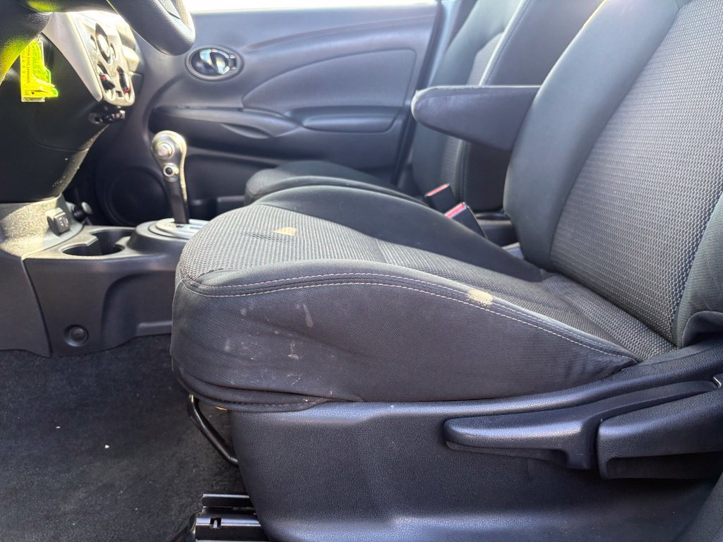 Used 2019 Nissan Versa SV FWD image 10