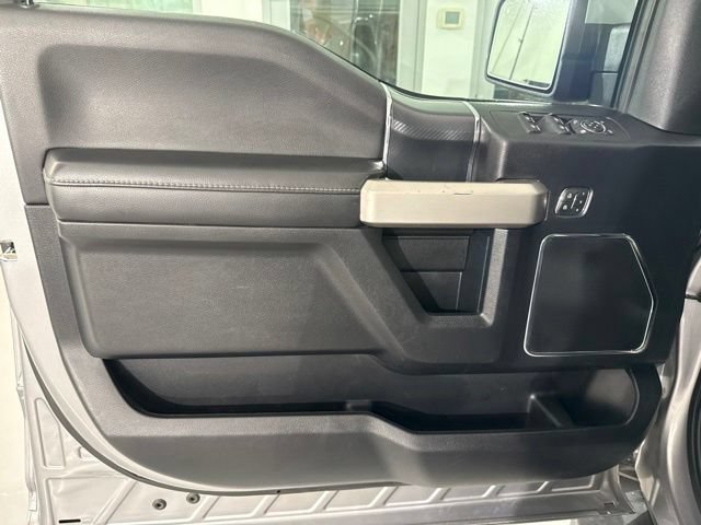 Used 2020 Ford F150 Lariat w/ Equipment Group 502A Luxury AWD/4WD image 16