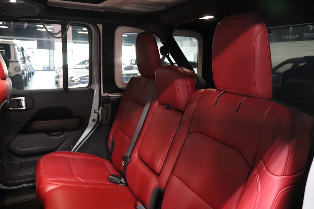 Used 2024 Jeep Wrangler Unlimited Rubicon 392 image 16