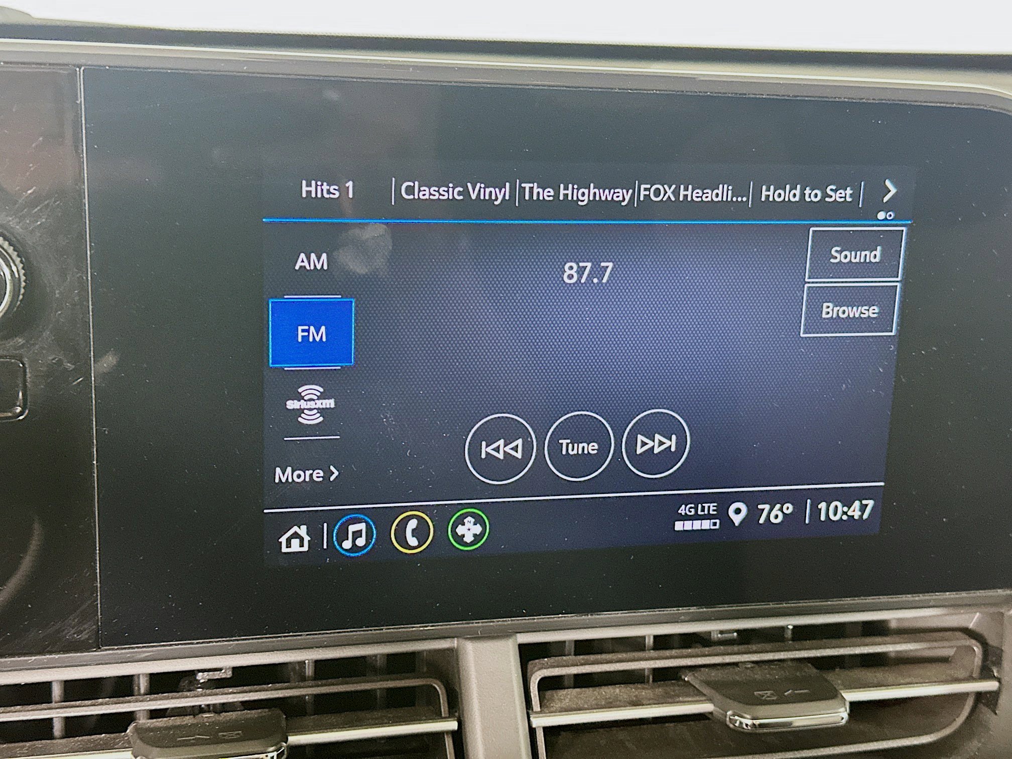 Used 2024 Chevrolet Trax LS FWD image 19