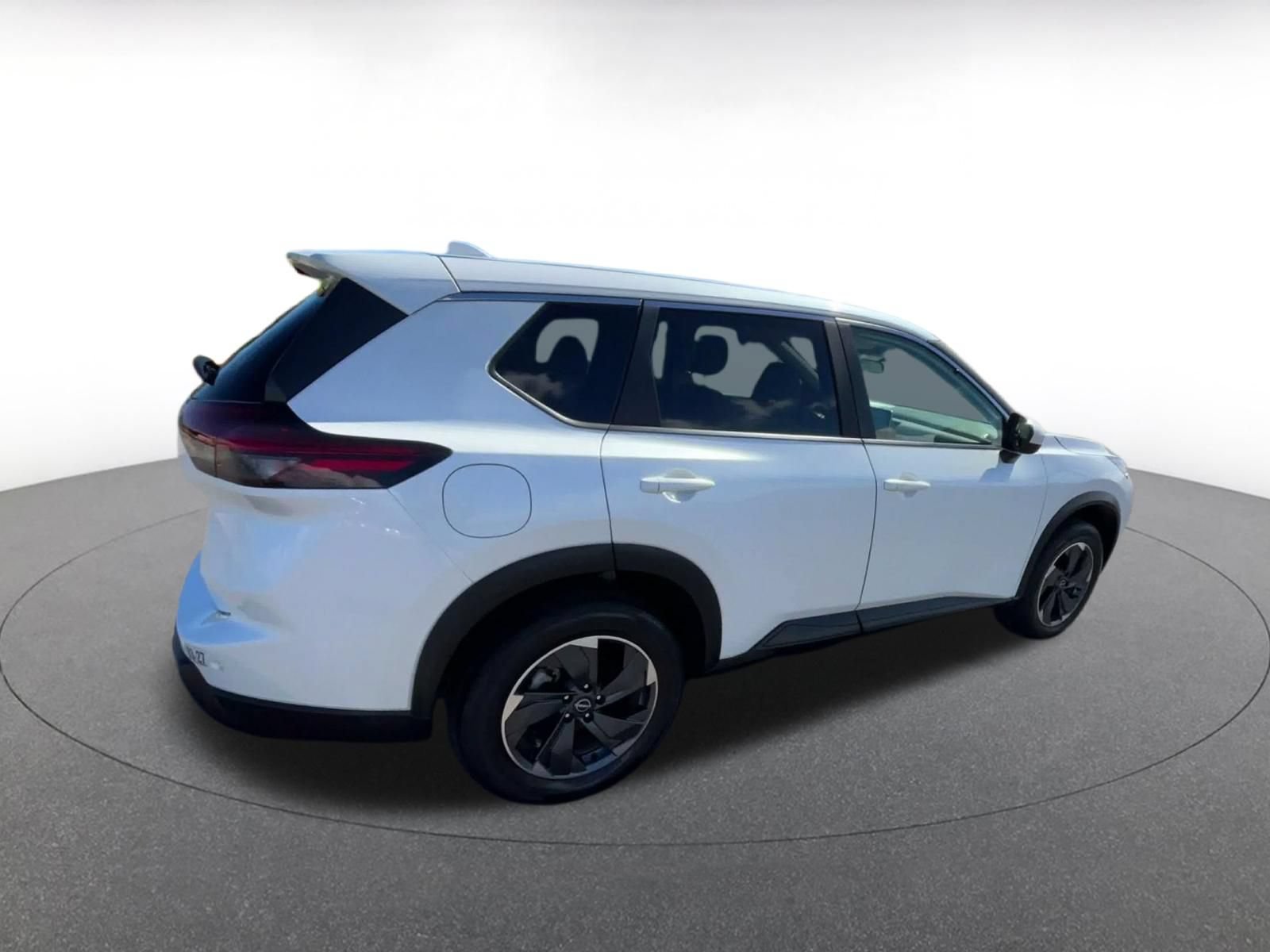 Used 2025 Nissan Rogue SV FWD image 13