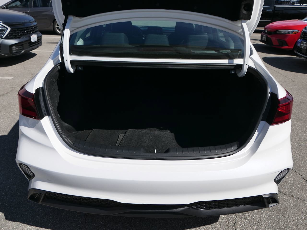 Used 2023 Kia Forte LXS w/ LXS Technology Package image 23