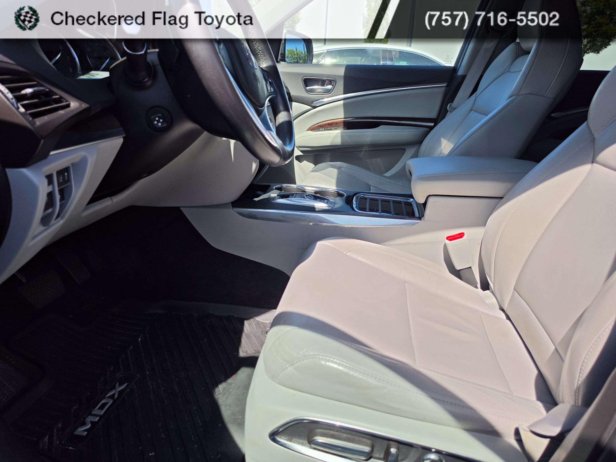 Used 2020 Acura MDX SH-AWD image 8