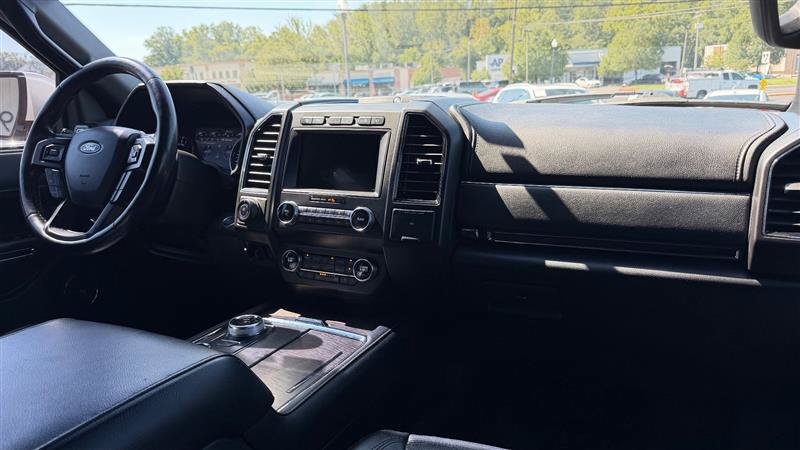 Used 2019 Ford Expedition Limited w/ Special Edition Package AWD/4WD image 23