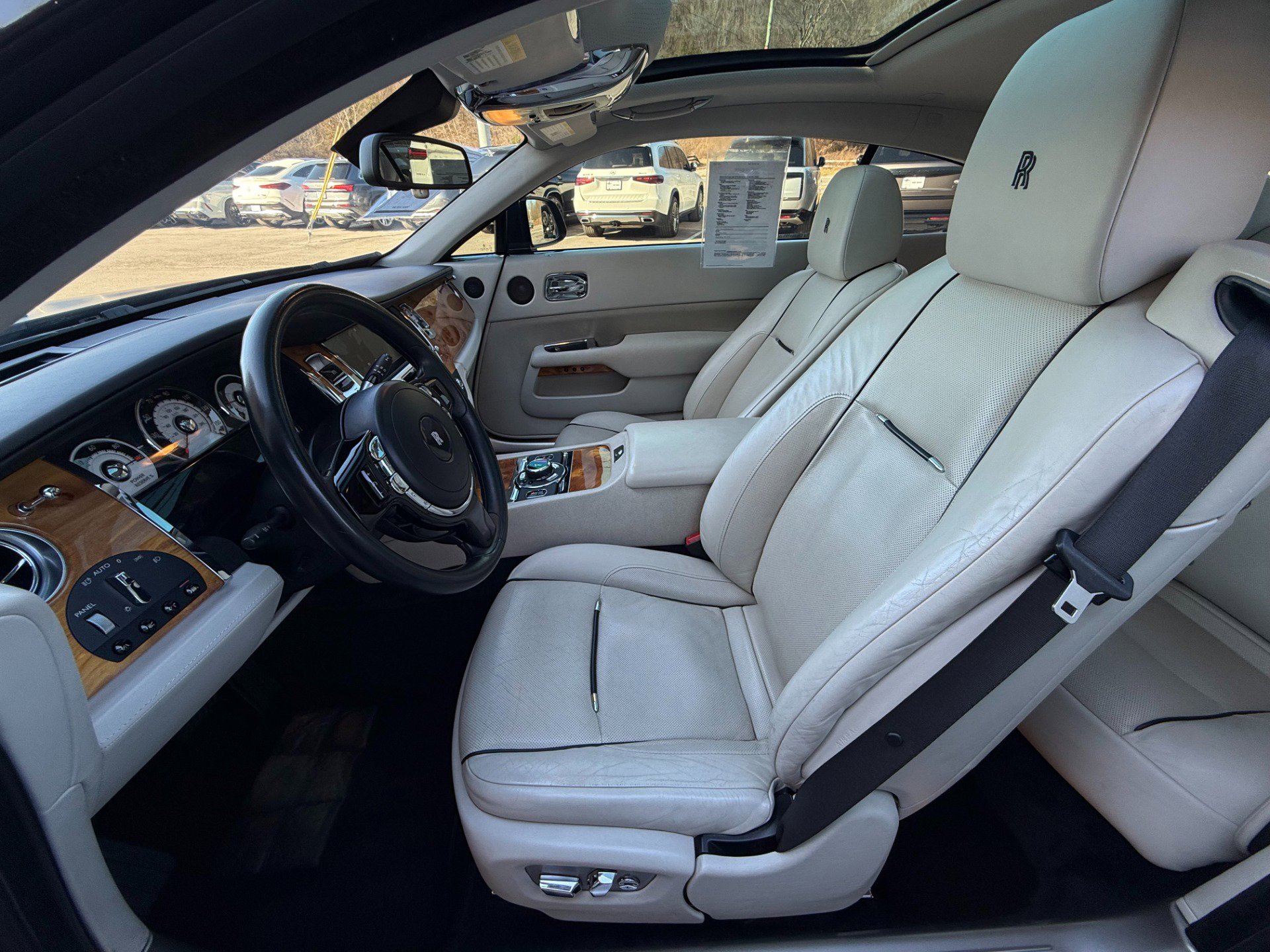 Used 2014 Rolls-Royce Wraith image 13