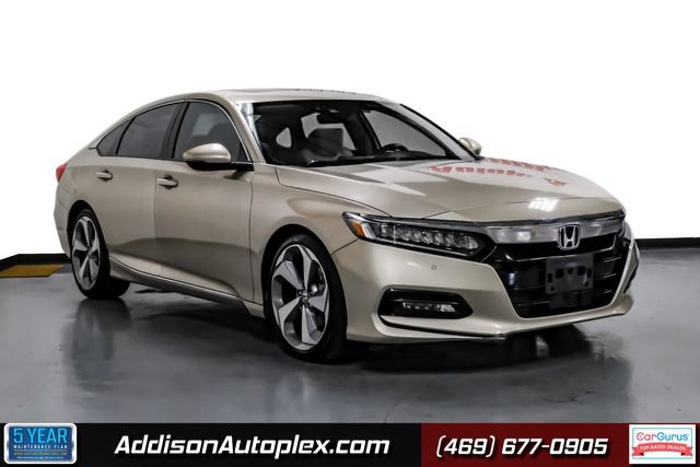 Used 2018 Honda Accord Touring image 1