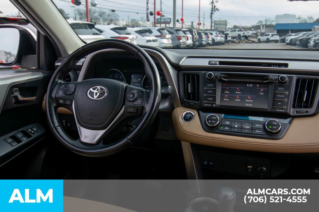 Used 2018 Toyota RAV4 XLE image 9