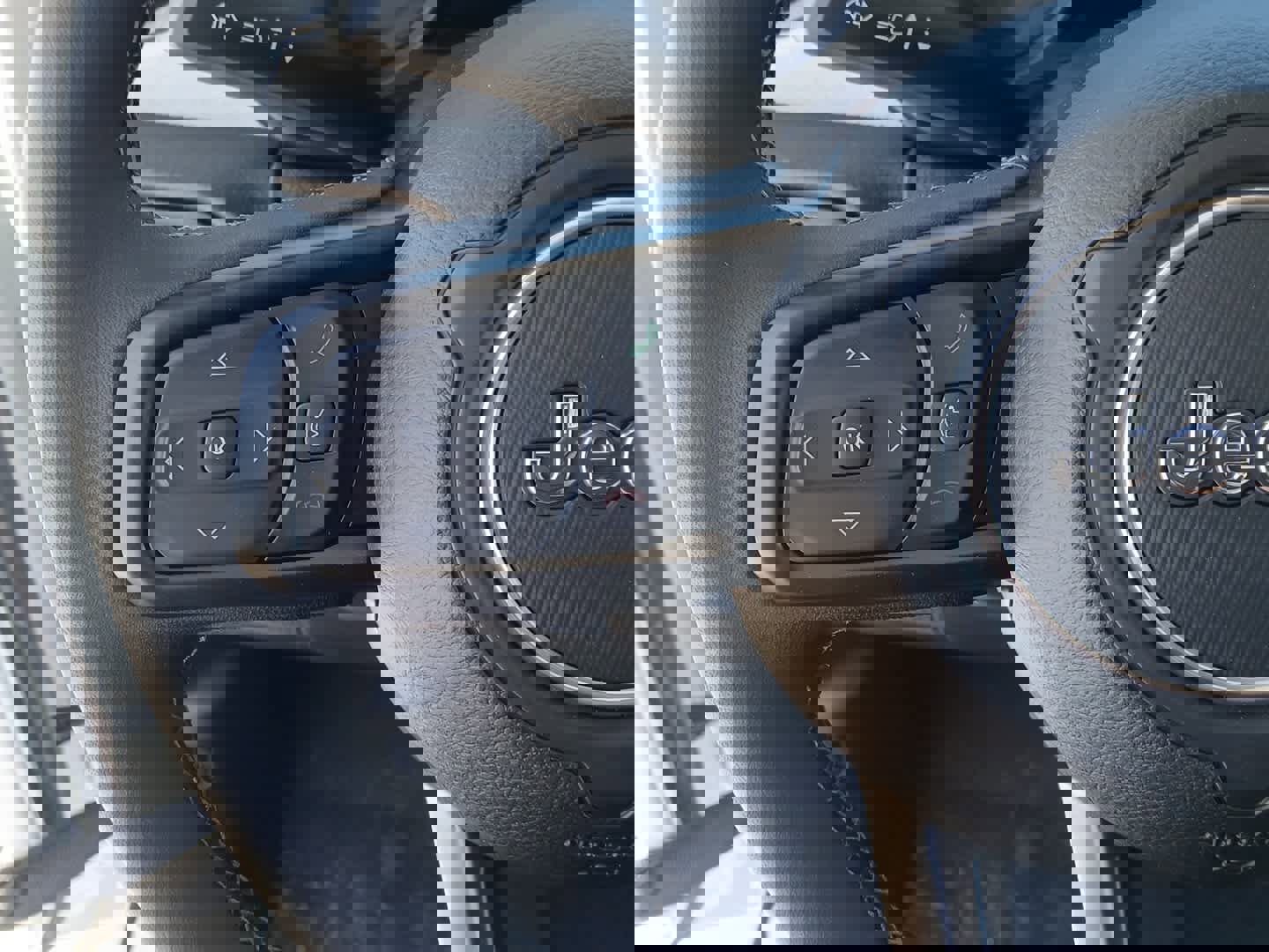 New 2025 Jeep Wrangler Sport S image 27