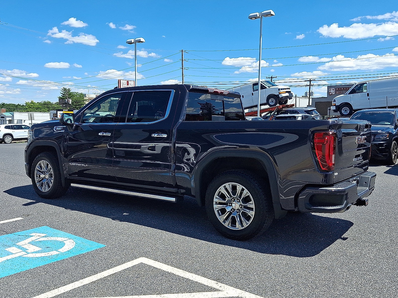Used 2022 GMC Sierra 1500 Denali AWD/4WD image 4
