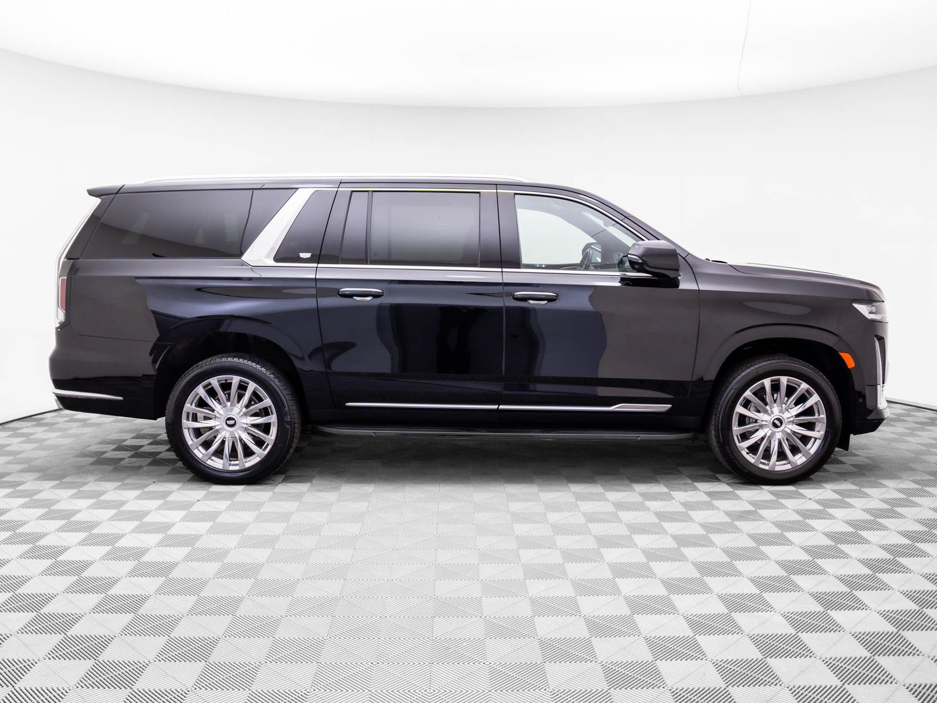 Certified 2023 Cadillac Escalade ESV Premium Luxury image 7