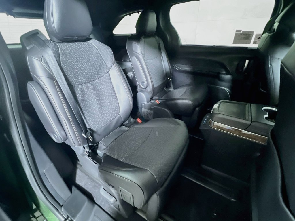 New 2026 Toyota Sienna Platinum AWD/4WD image 20