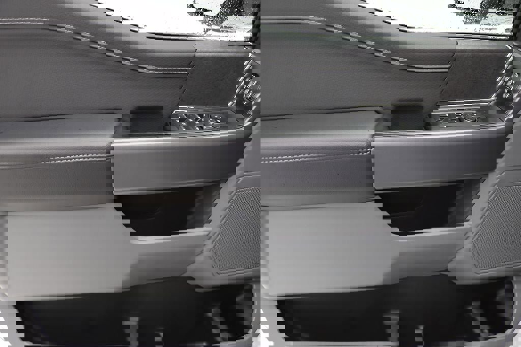 New 2025 Ford F150 XLT w/ Equipment Group 302A MID image 10