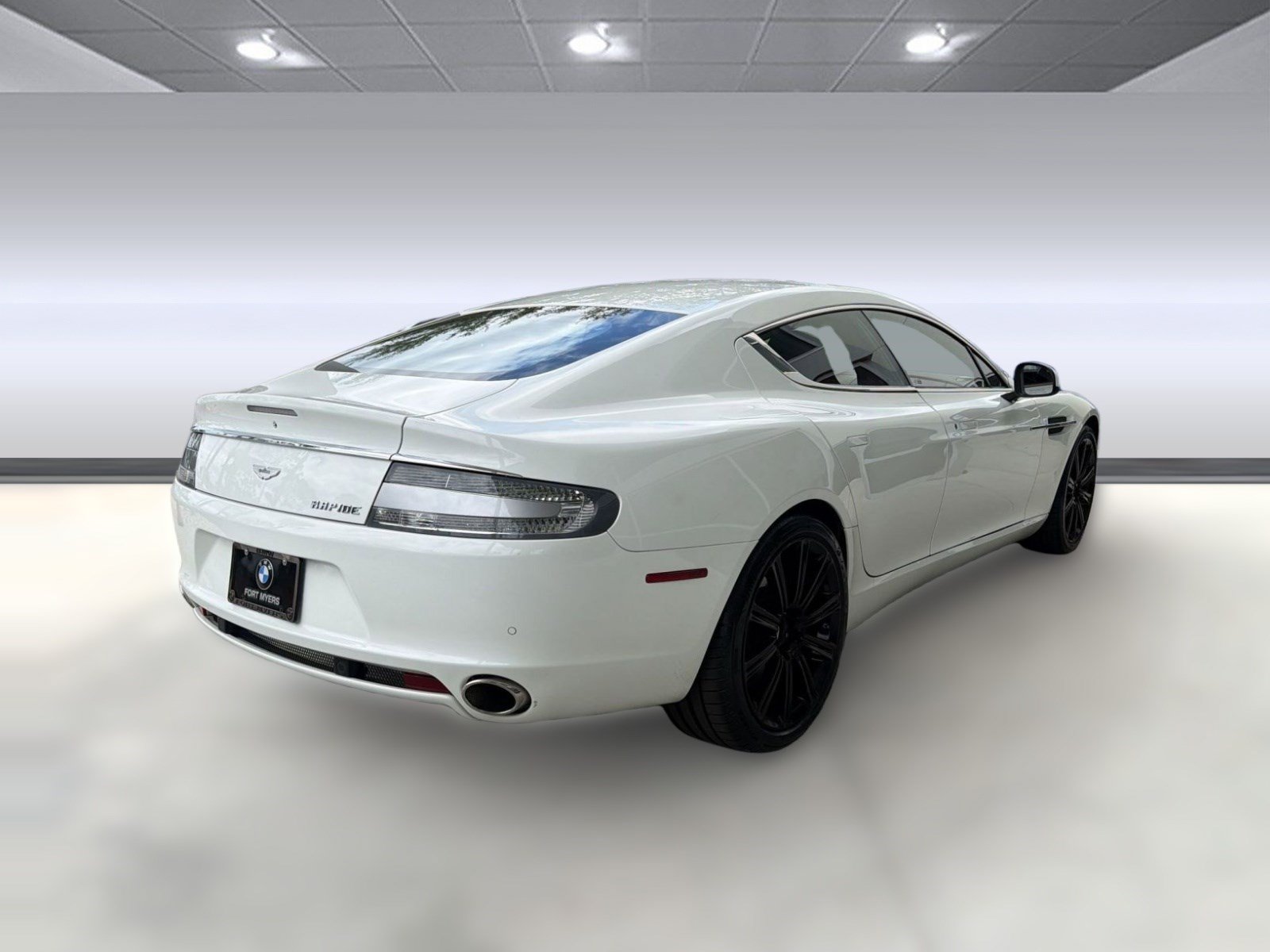 Used 2012 Aston Martin Rapide RWD image 9