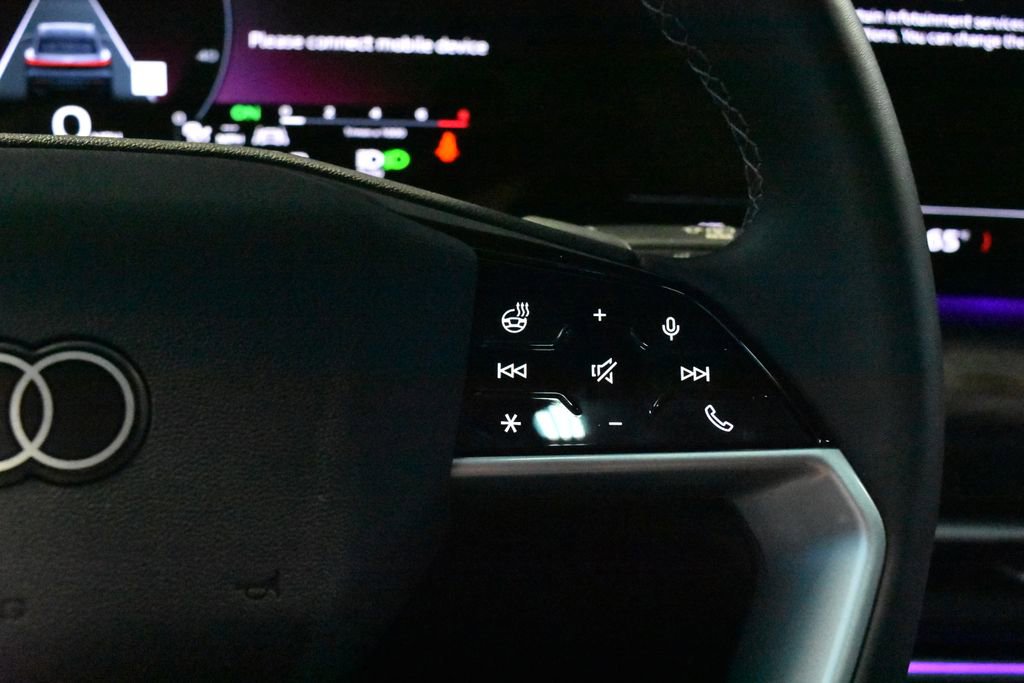 Certified 2025 Audi Q5 2.0T Premium w/ Convenience Package image 9