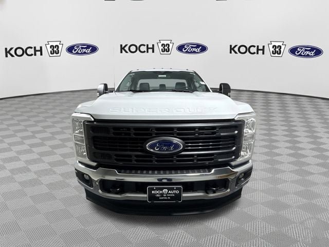 New 2026 Ford F350 XL w/ XL Chrome Package image 3