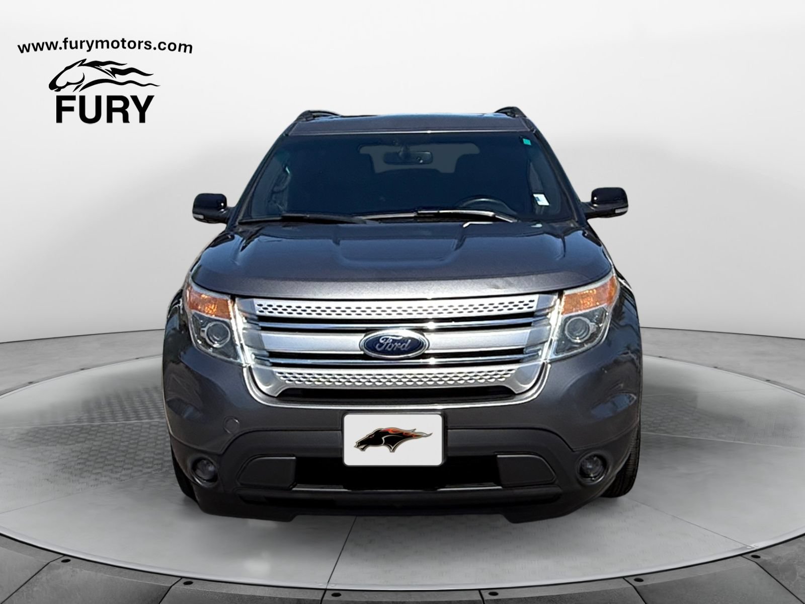 Used 2014 Ford Explorer XLT w/ Equipment Group 202A AWD/4WD image 9