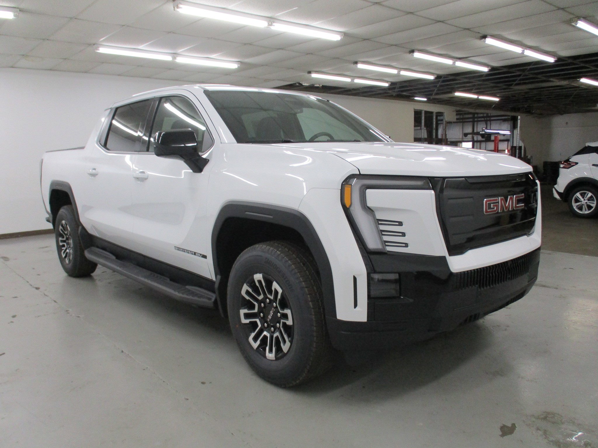 New 2026 GMC Sierra EV Elevation image 11